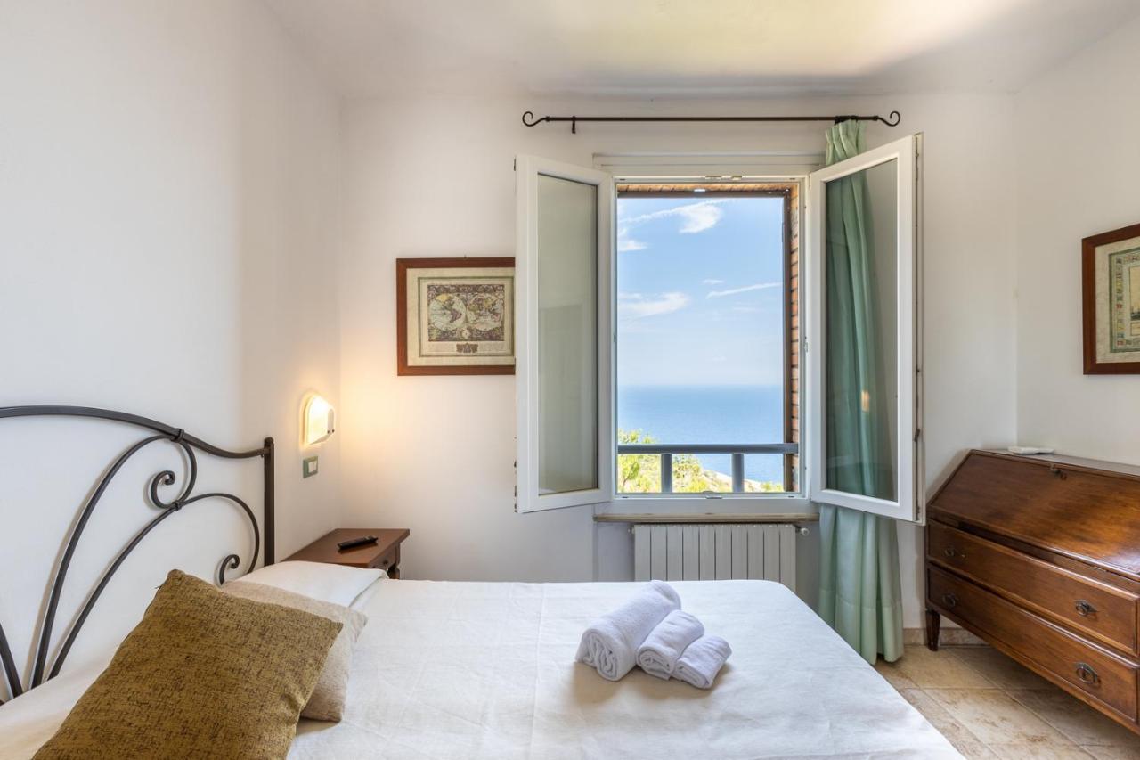 Hotel Castello Monticello Giglio Porto Bagian luar foto