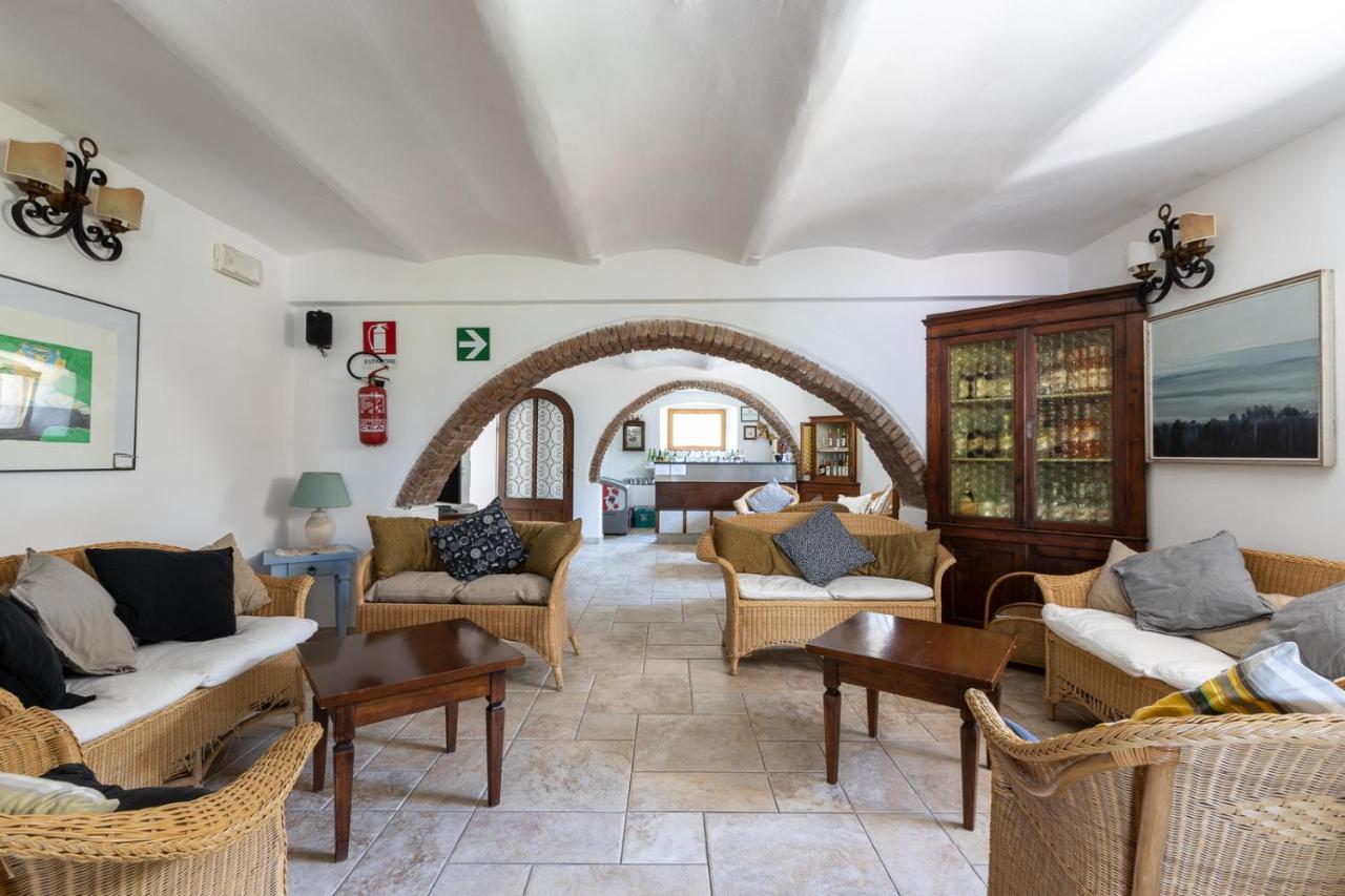 Hotel Castello Monticello Giglio Porto Bagian luar foto