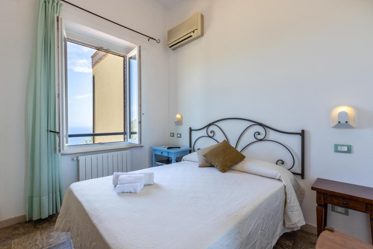 Hotel Castello Monticello Giglio Porto Ruang foto