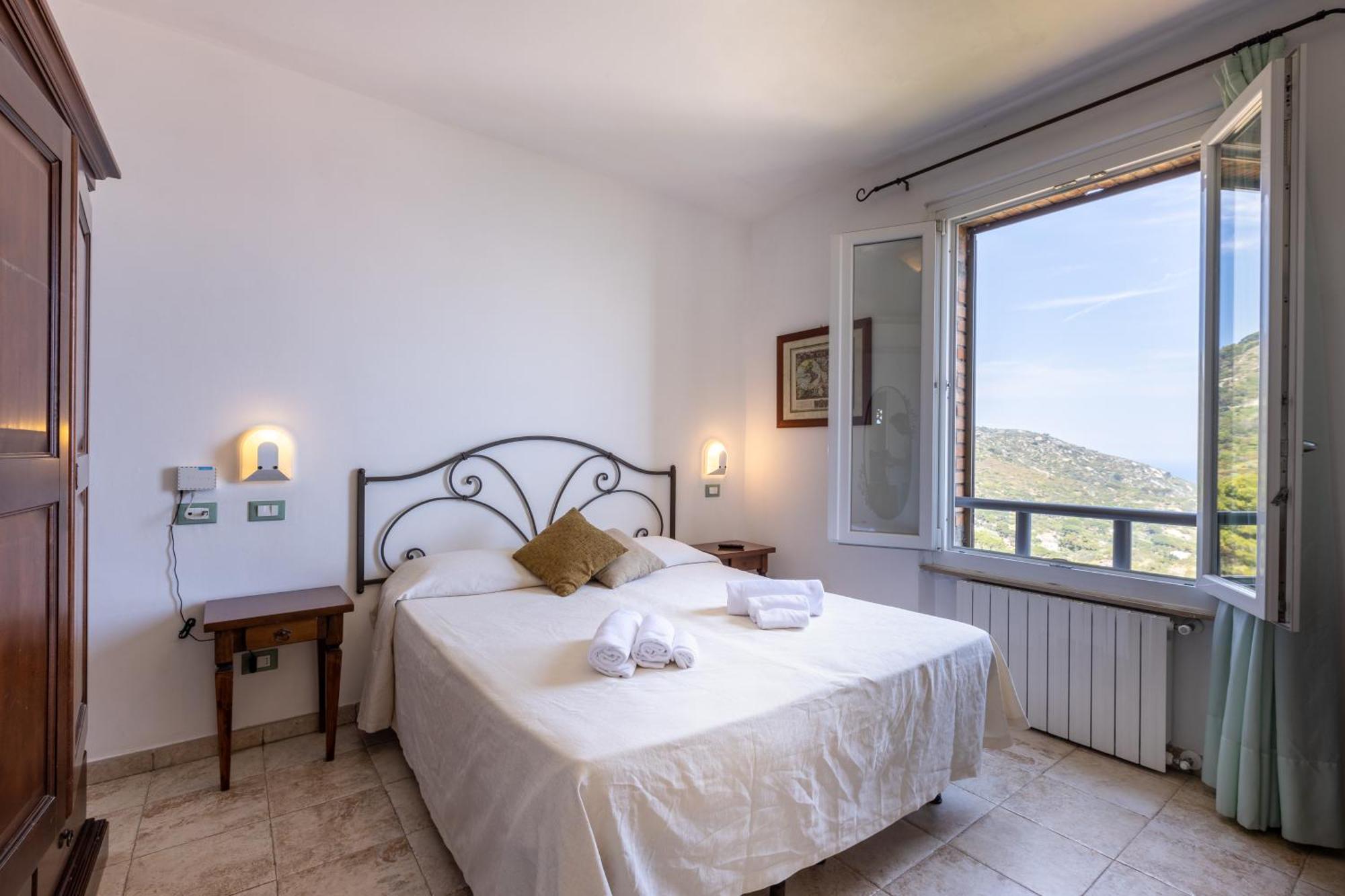 Hotel Castello Monticello Giglio Porto Ruang foto